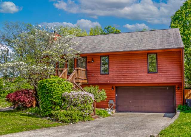 Property at 420 Stonehedge Pl, Lexington, KY 40517, 3 beds, 2 baths