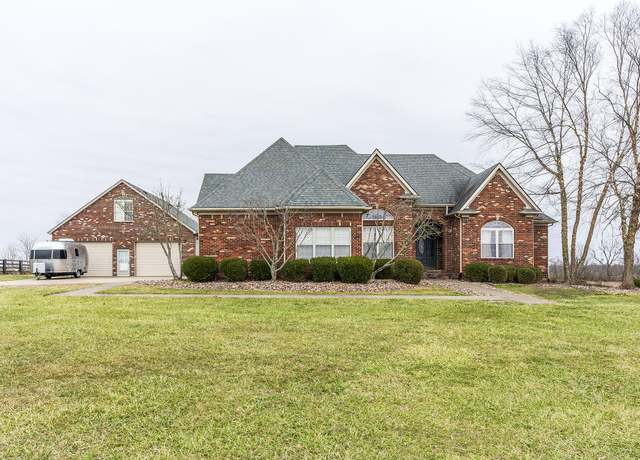 Property at 1701 Gay Evans Rd, Winchester, KY 40391, 4 beds, 3.5 baths