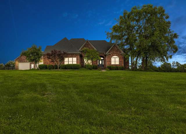 Property at 1701 Gay Evans Rd, Winchester, KY 40391, 4 beds, 3.5 baths