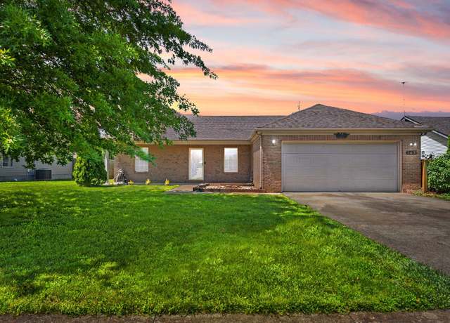 Property at 105 Mcpeek Pl, Nicholasville, KY 40356, 4 beds, 2 baths