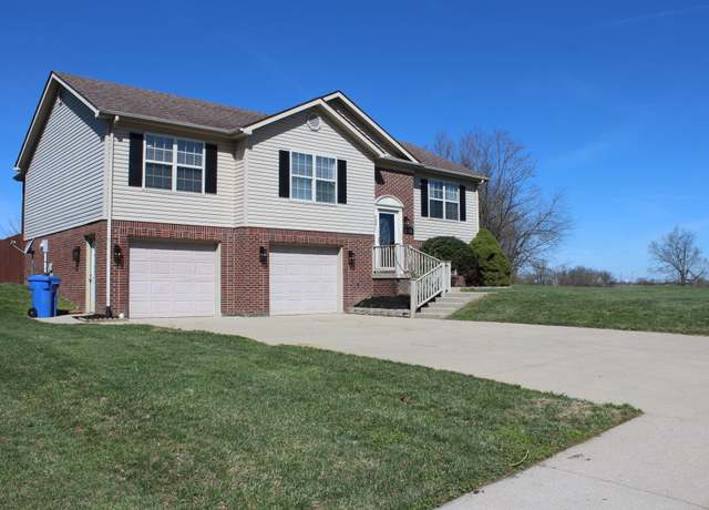 Property at 214 General Cleburne Dr, Richmond, KY 40475, 3 beds, 2.5 baths