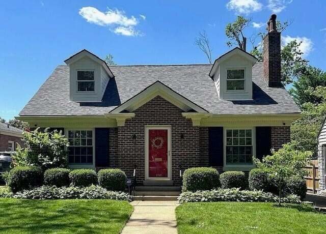 Property at 150 Chenault Rd, Lexington, KY 40502, 4 beds, 3 baths