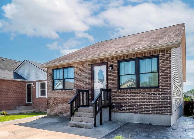 Property at 202 Strawberry Ct, Nicholasville, KY 40356, 4 beds, 3.5 baths