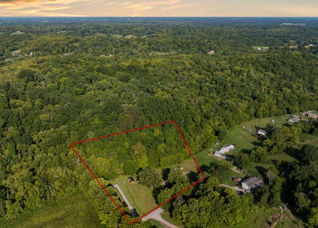 Property at 1090 Gunnell Rd, Georgetown, KY 40324, 3 beds, 2 baths