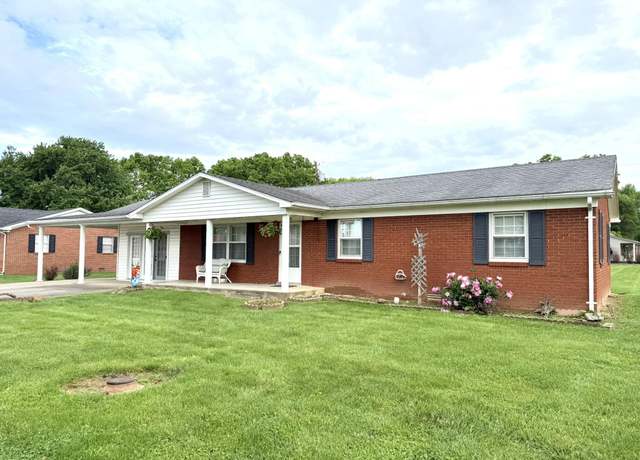 Property at 44 Pine St, Crab Orchard, KY 40419, 3 beds, 1 bath