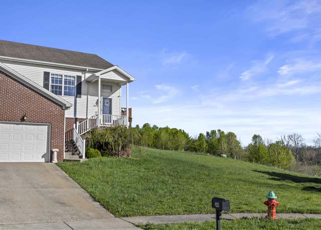 Property at 244 Bay Hill Ct, Winchester, KY 40391, 3 beds, 3 baths