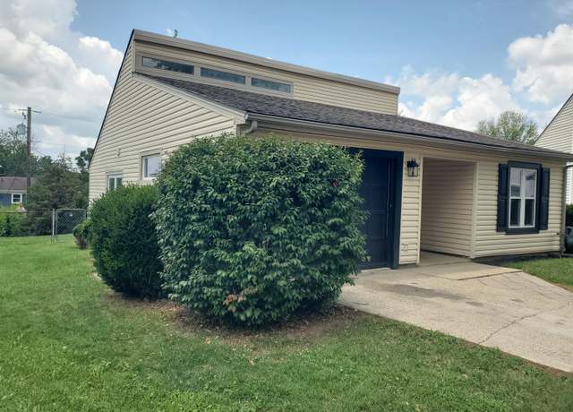 Property at 657 Hidden Point Dr, Lexington, KY 40517, 3 beds, 2 baths