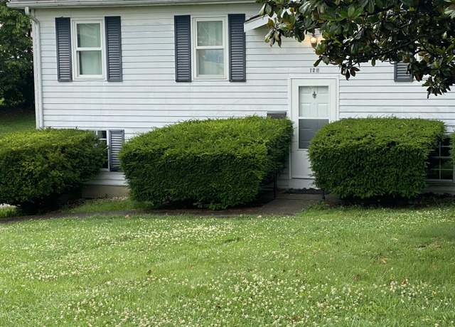 Property at 126 Woodland Ave, Lancaster, KY 40444, 3 beds, 1 bath