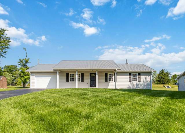 Property at 244 Shamrock St, Russell Springs, KY 42642, 3 beds, 2 baths