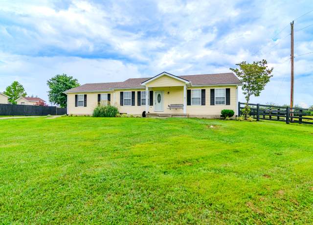 Property at 733 Charlie Norris Rd, Richmond, KY 40475, 3 beds, 2 baths
