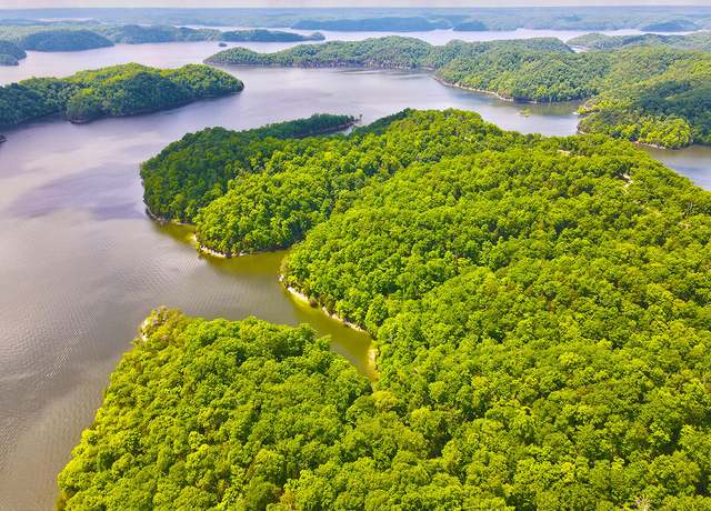 Property at 132 Sandstone Point Trl, Monticello, KY 42633