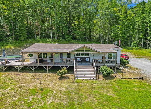 Property at 995 Trusty Rd, Hustonville, KY 40437, 3 beds, 2 baths