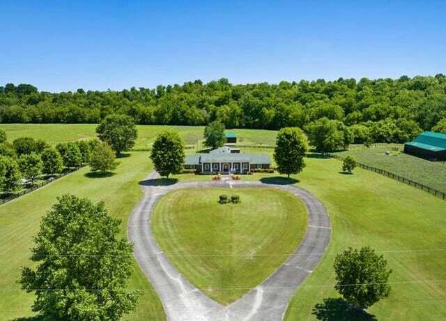 Property at 3775 US Hwy 150, Stanford, KY 40484, 3 beds, 3 baths