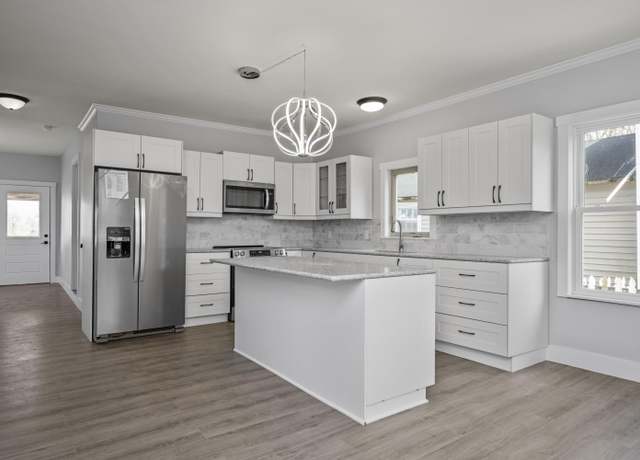 Property at 213 Richmond St, Lancaster, KY 40444, 4 beds, 3 baths