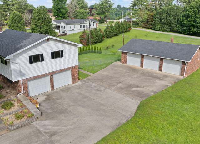 Property at 36 Fairlawn Ave, Somerset, KY 42503, 4 beds, 2.5 baths