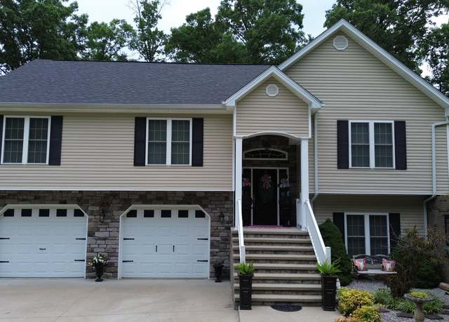 Property at 1016 Pinella Dr, Corbin, KY 40701, 4 beds, 3 baths