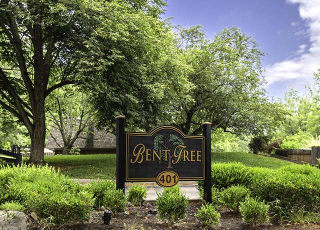 Property at 401 Redding Rd #3, Lexington, KY 40517, 2 beds, 1.5 baths
