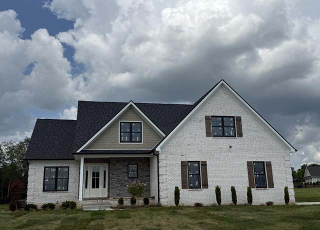 Property at 1004 Cade Dr, Wilmore, KY 40390, 4 beds, 3.5 baths