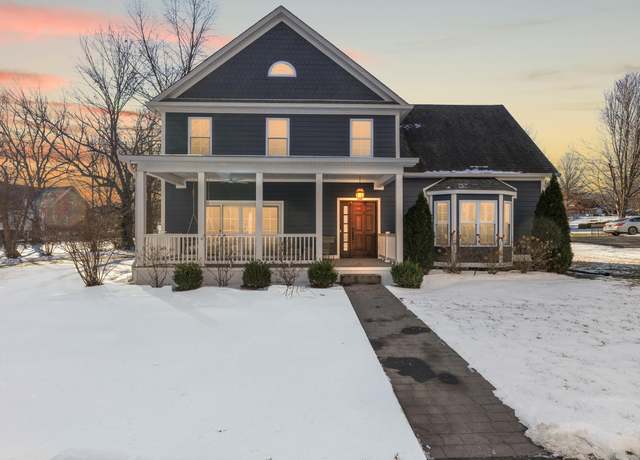 Property at 664 Seminole Trl, Danville, KY 40422, 4 beds, 3 baths