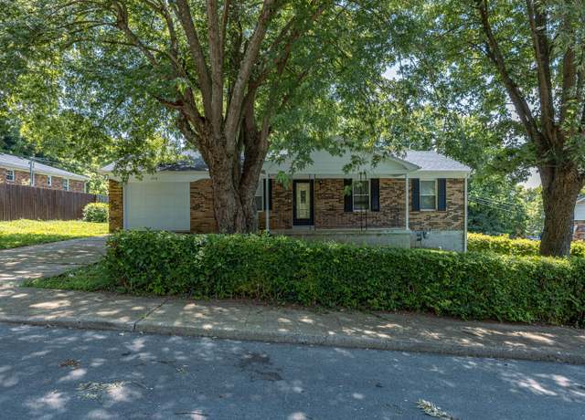 Property at 204 Kelly St, Paris, KY 40361, 2 beds, 1 bath