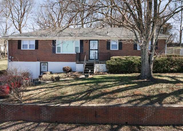 Property at 344 Senate Dr, Frankfort, KY 40601, 4 beds, 2.5 baths