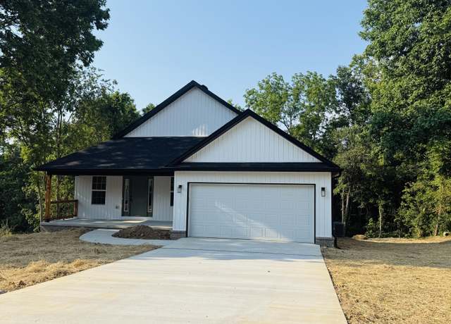 Property at 108 Whittington Cir, Richmond, KY 40475, 3 beds, 2 baths