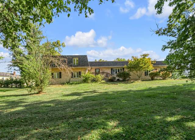 Property at 120 Holly Hill Dr, Richmond, KY 40475, 5 beds, 3 baths