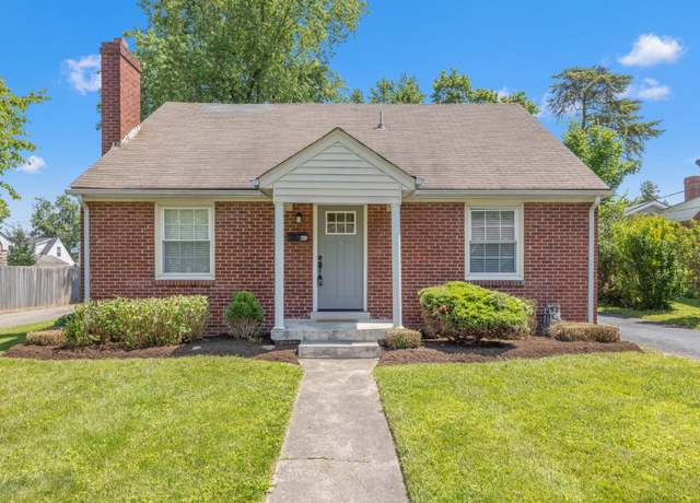 Property at 359 Stratford Dr, Lexington, KY 40503, 4 beds, 1.5 baths