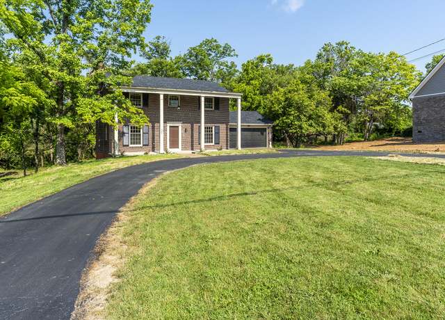 Property at 131 Armitage Dr, Richmond, KY 40475, 4 beds, 3 baths