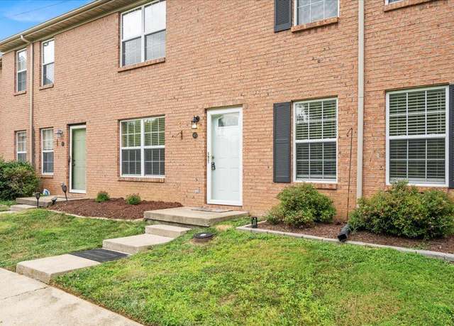 Property at 415 Dabney Dr, Lexington, KY 40509, 2 beds, 2.5 baths