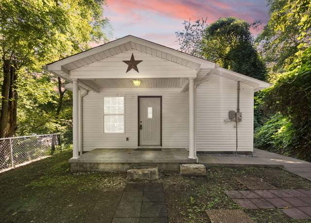 Property at 51 High St, Mckee, KY 40447, 3 beds, 1 bath