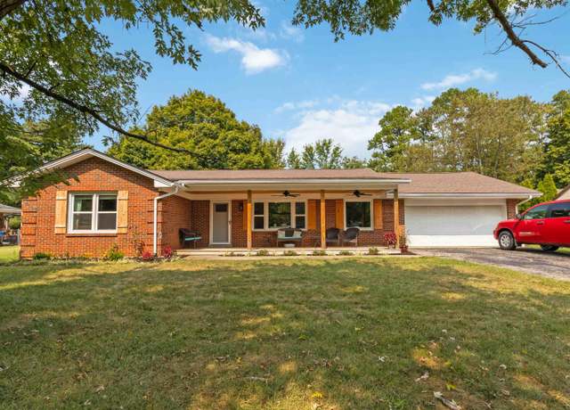 Property at 1105 Ruffini St, Danville, KY 40422, 3 beds, 2 baths