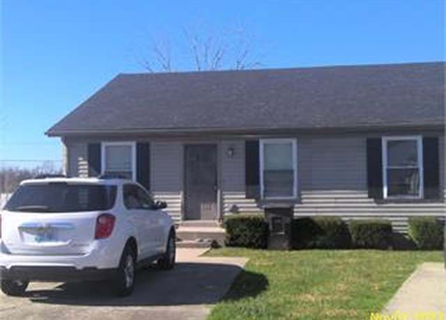 Property at 569 Country Club Ct, Winchester, KY 40391, 2 beds, 2 baths