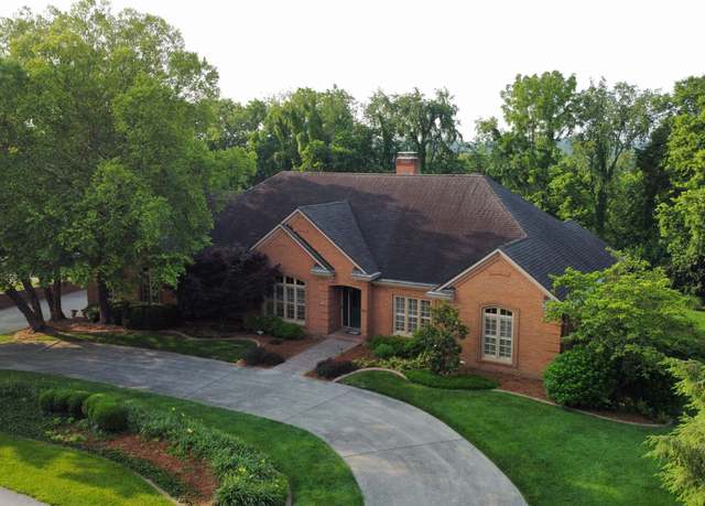 Property at 50 Spendthrift St, Frankfort, KY 40601, 5 beds, 4 baths
