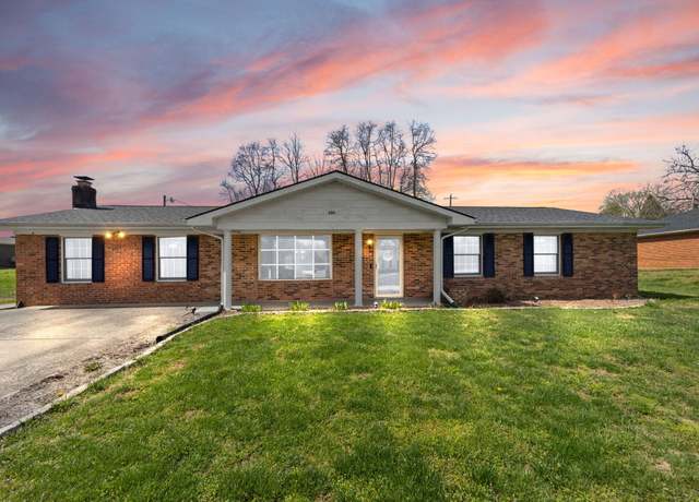 Property at 157 Von St, Somerset, KY 42503, 3 beds, 2 baths