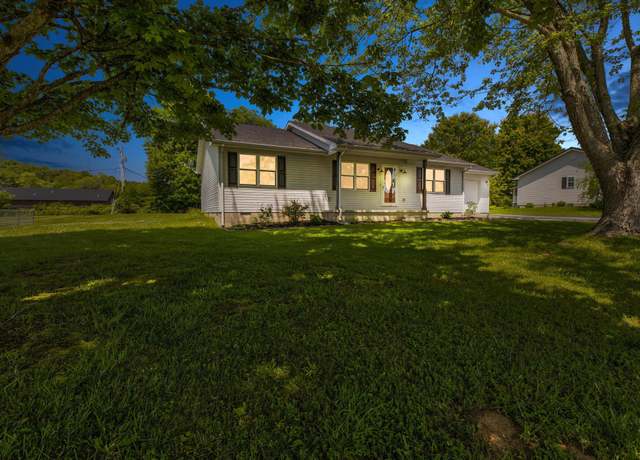 Property at 116 Blake Dr, Jeffersonville, KY 40337, 3 beds, 2 baths