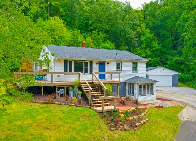 Property at 119 Beulah Ln, Barbourville, KY 40906, 4 beds, 2 baths
