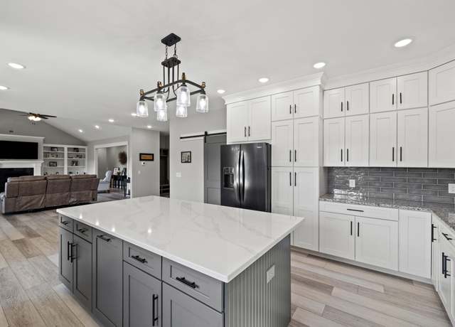 Property at 813 Wimbledon Terrace Ter, Richmond, KY 40475, 5 beds, 3.5 baths