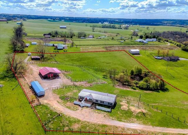 Property at 2961 North Middletown Rd, Paris, KY 40361, 4 beds, 3 baths
