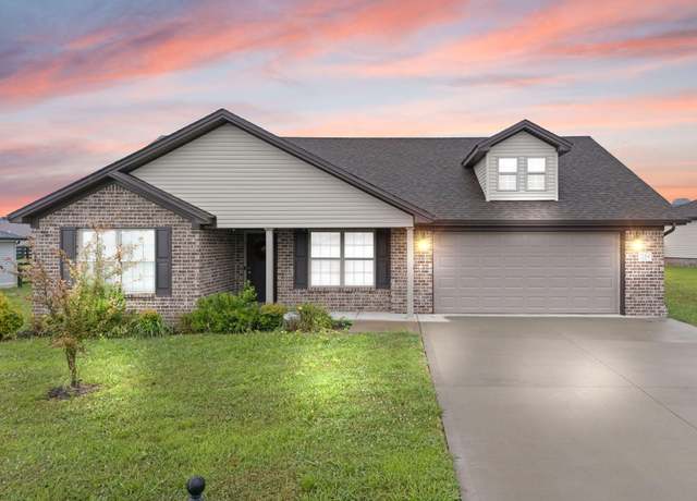 Property at 229 Page Dr, Richmond, KY 40475, 3 beds, 2 baths