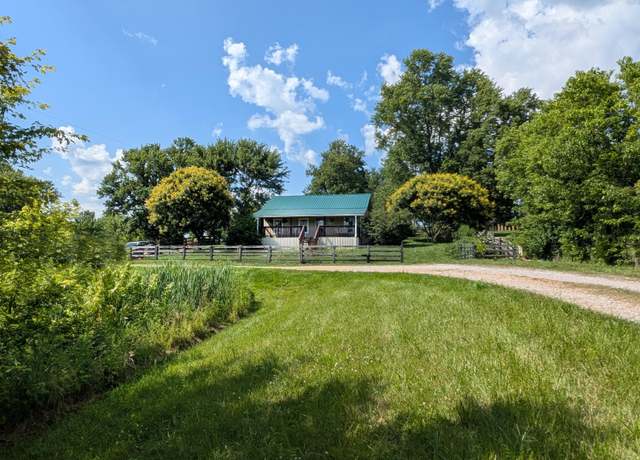 Property at 3560 Wades Mill Rd, Winchester, KY 40391, 3 beds, 2 baths