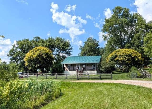 Property at 3560 Wades Mill Rd, Winchester, KY 40391, 3 beds, 2 baths