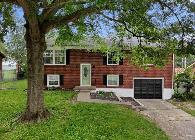Property at 214 Southwind Dr, Winchester, KY 40391, 3 beds, 2 baths