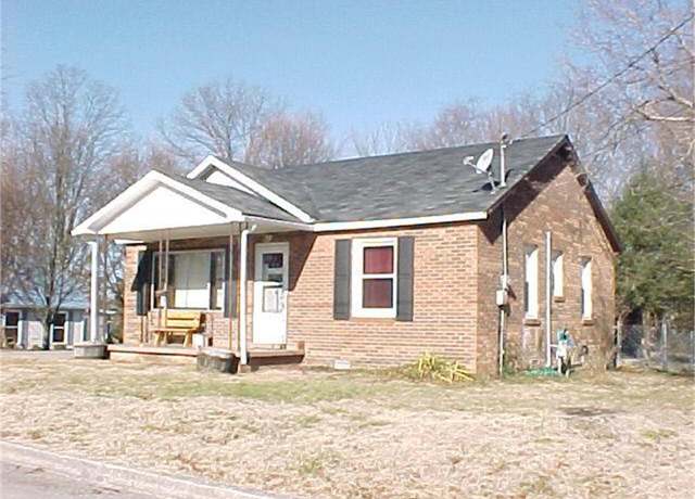 Property at 418 Vandorn St, Corbin, KY 40701, 2 beds, 1 bath