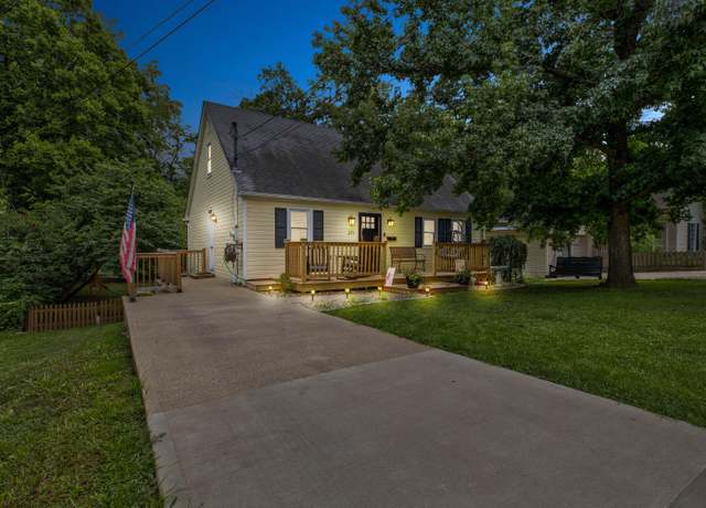 Property at 211 Antwerp Ave, Mt Sterling, KY 40353, 3 beds, 2.5 baths