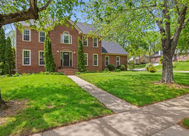 Property at 2428 Creekview Ct, Lexington, KY 40514, 5 beds, 2.5 baths
