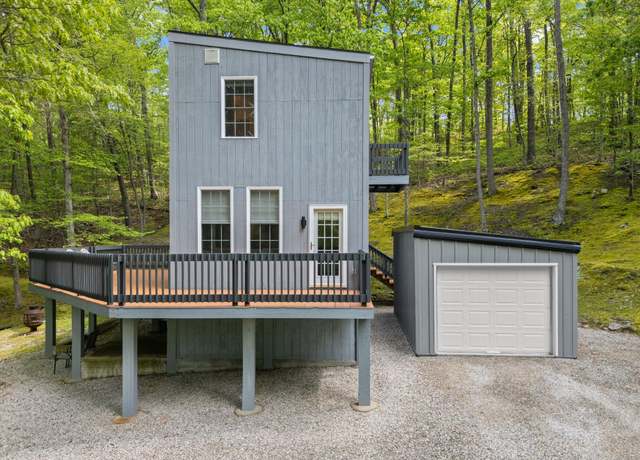 Property at 1412 Chop Chestnut Rd, Stanton, KY 40380, 2 beds, 1 bath