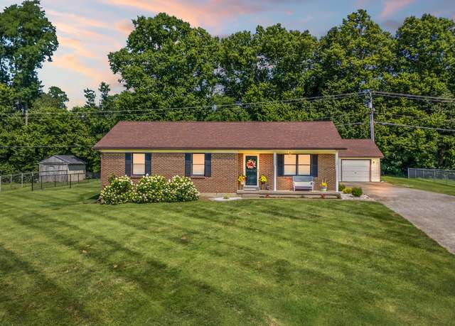 Property at 105 Thomas St, Frankfort, KY 40601, 3 beds, 2 baths