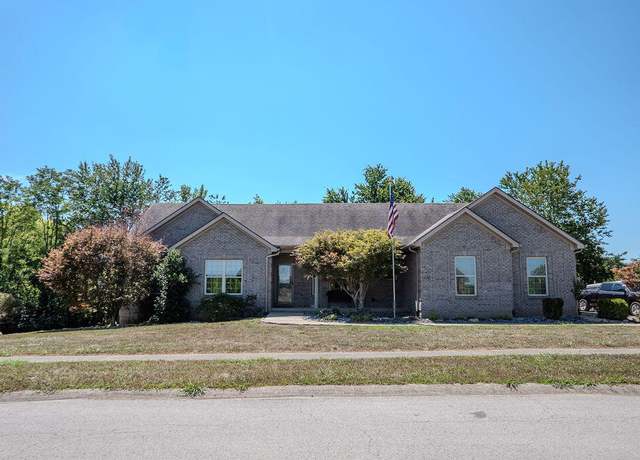 Property at 200 Stacy Ln, Richmond, KY 40475, 3 beds, 2.5 baths