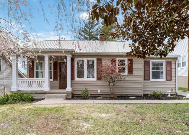 Property at 114 Hanson St, Berea, KY 40403, 3 beds, 1 bath